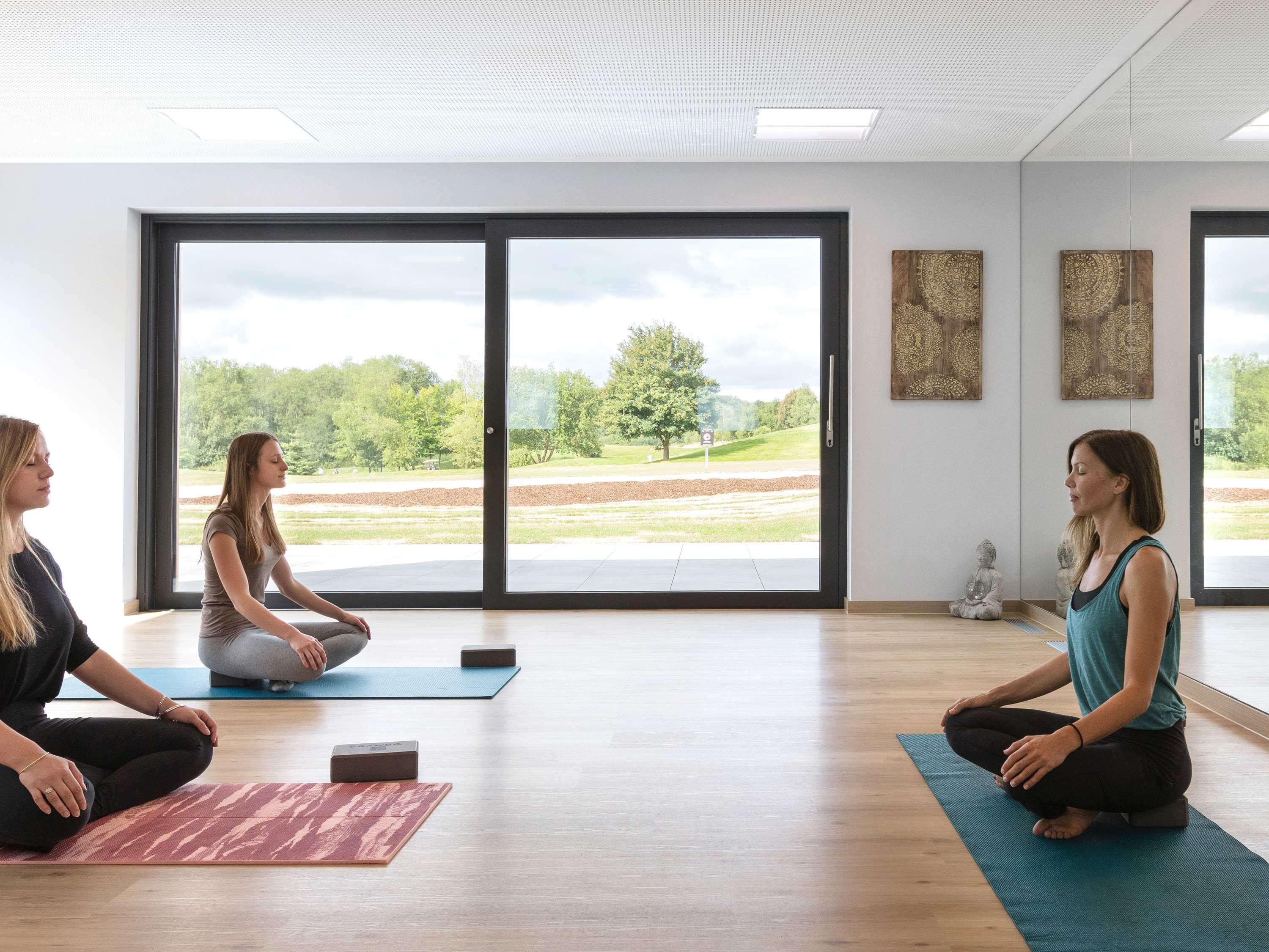 Mercure Luxembourg Kikuoka Golf & Spa Canach Esterno foto