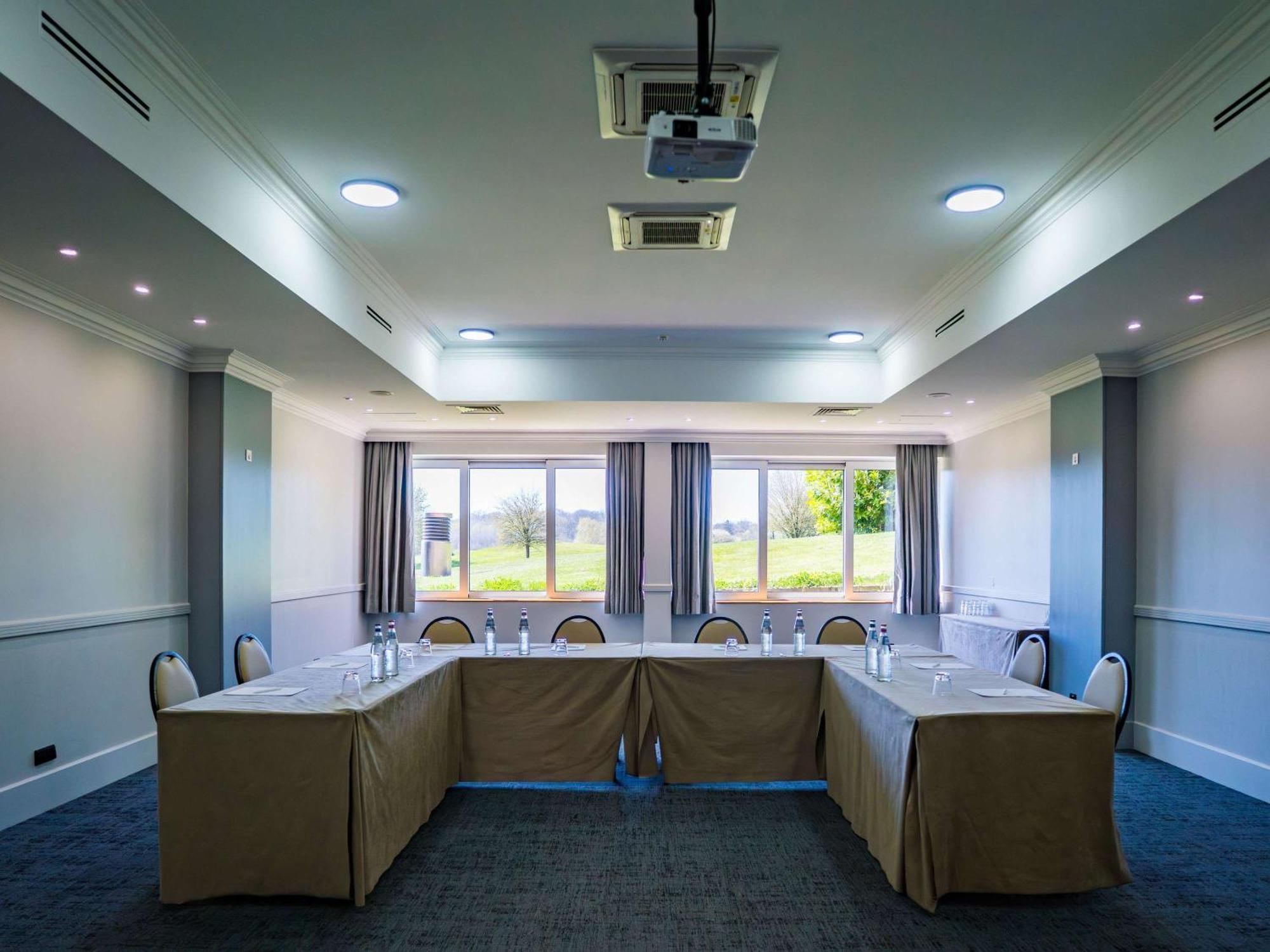 Mercure Luxembourg Kikuoka Golf & Spa Canach Esterno foto