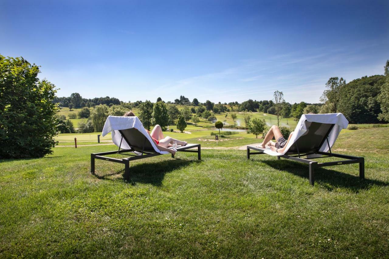 Mercure Luxembourg Kikuoka Golf & Spa Canach Esterno foto
